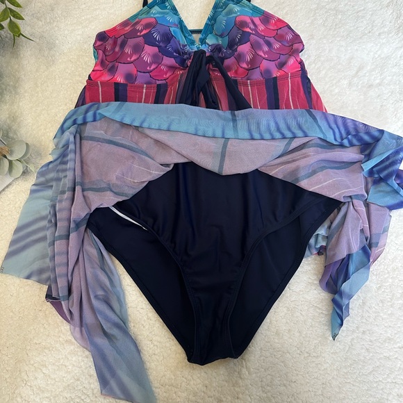 📦 SOLD - Women’s swimsuit dress. Size 2X. - Picture 4 of 9